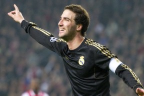 亚博体育官方下载-体坛三线快讯，费德勒见证悬念，皇马连胜备战，浙江稠州刷新队史